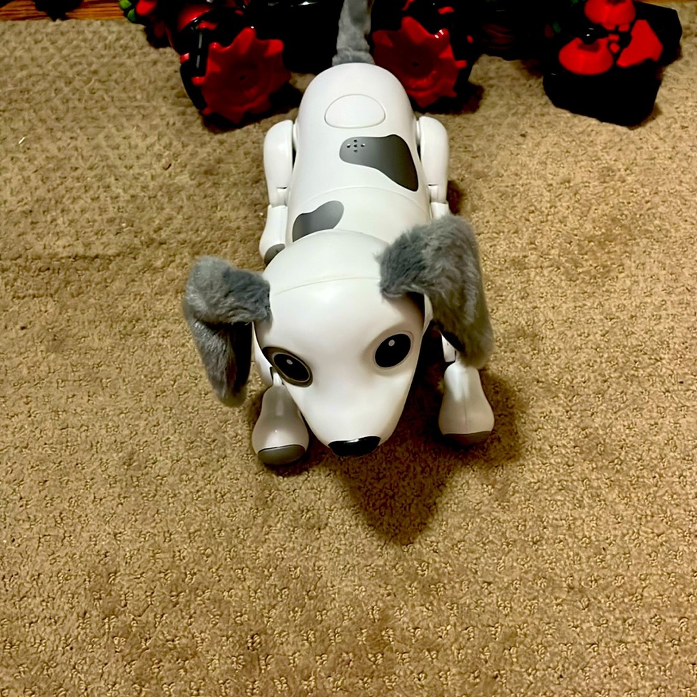 TAKARATOMY Omnibot Hello Zoomer Miniature Dachshund
